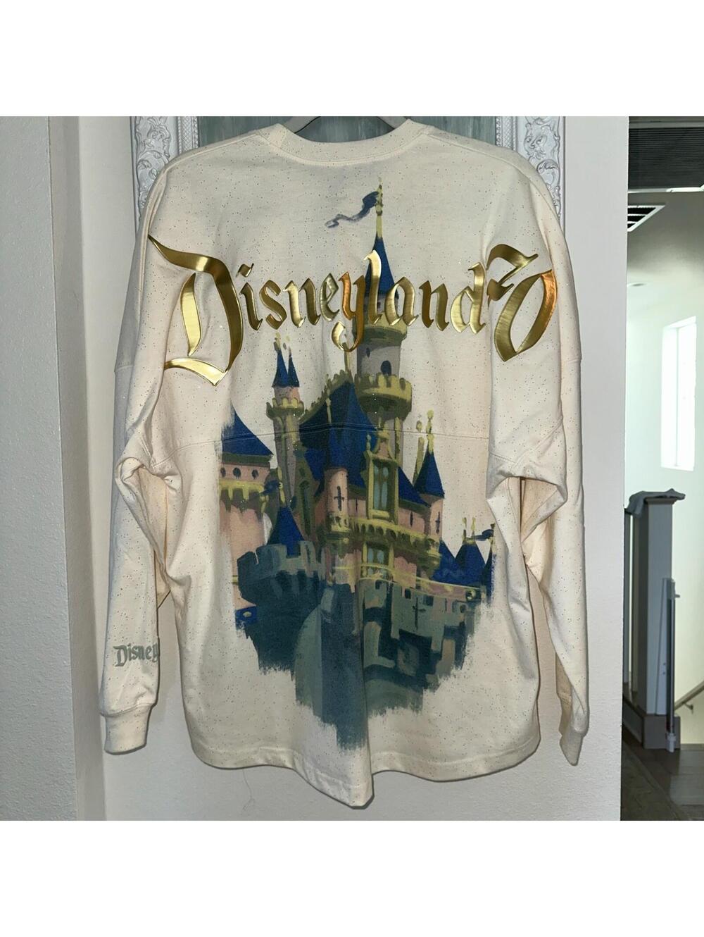 Disney Parks - DISNEYLAND - 70th ANNIVERSARY CASTLE - Spirit Jersey M Worn Once